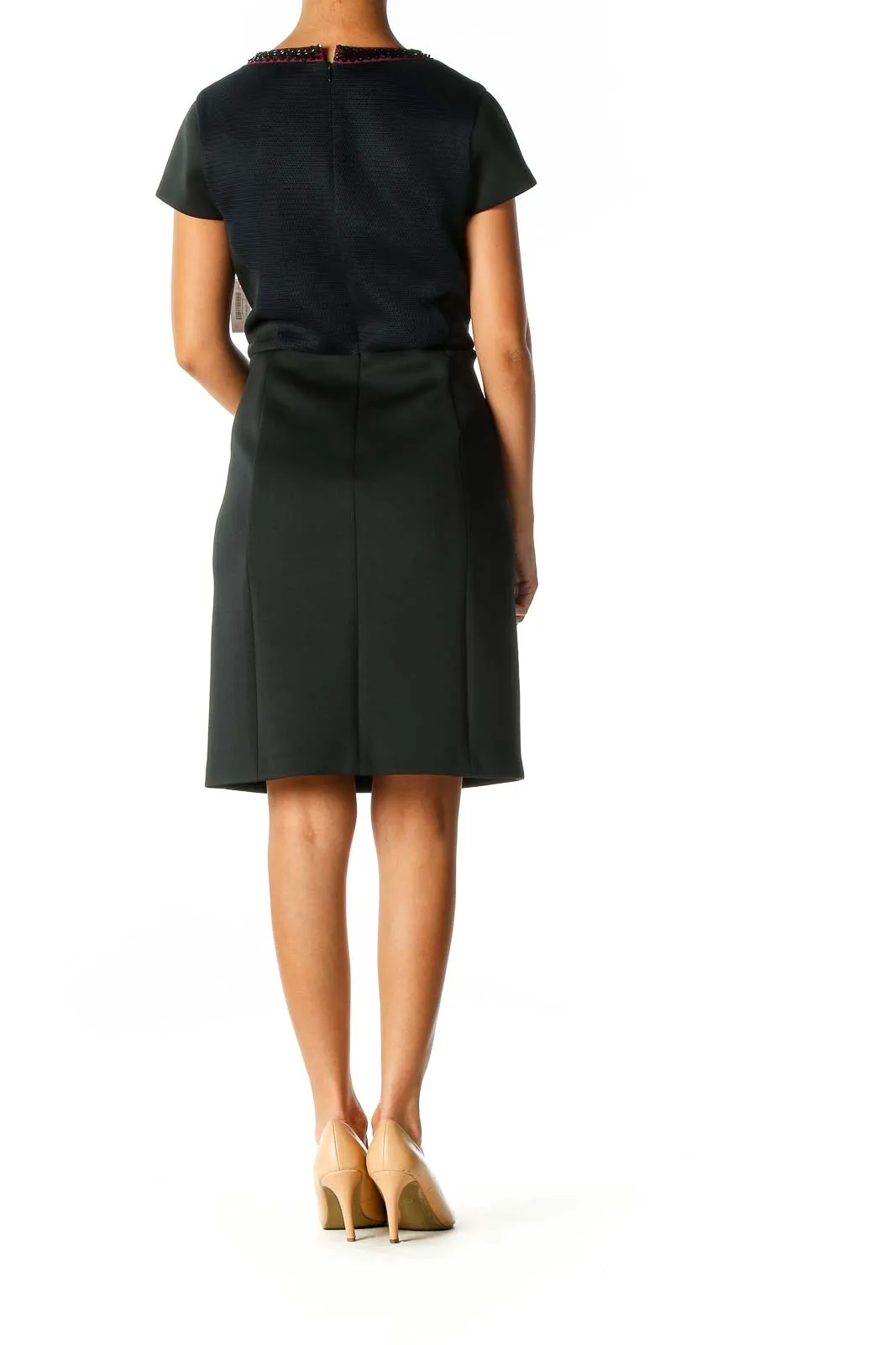 Black Textured Chic Shift Dress