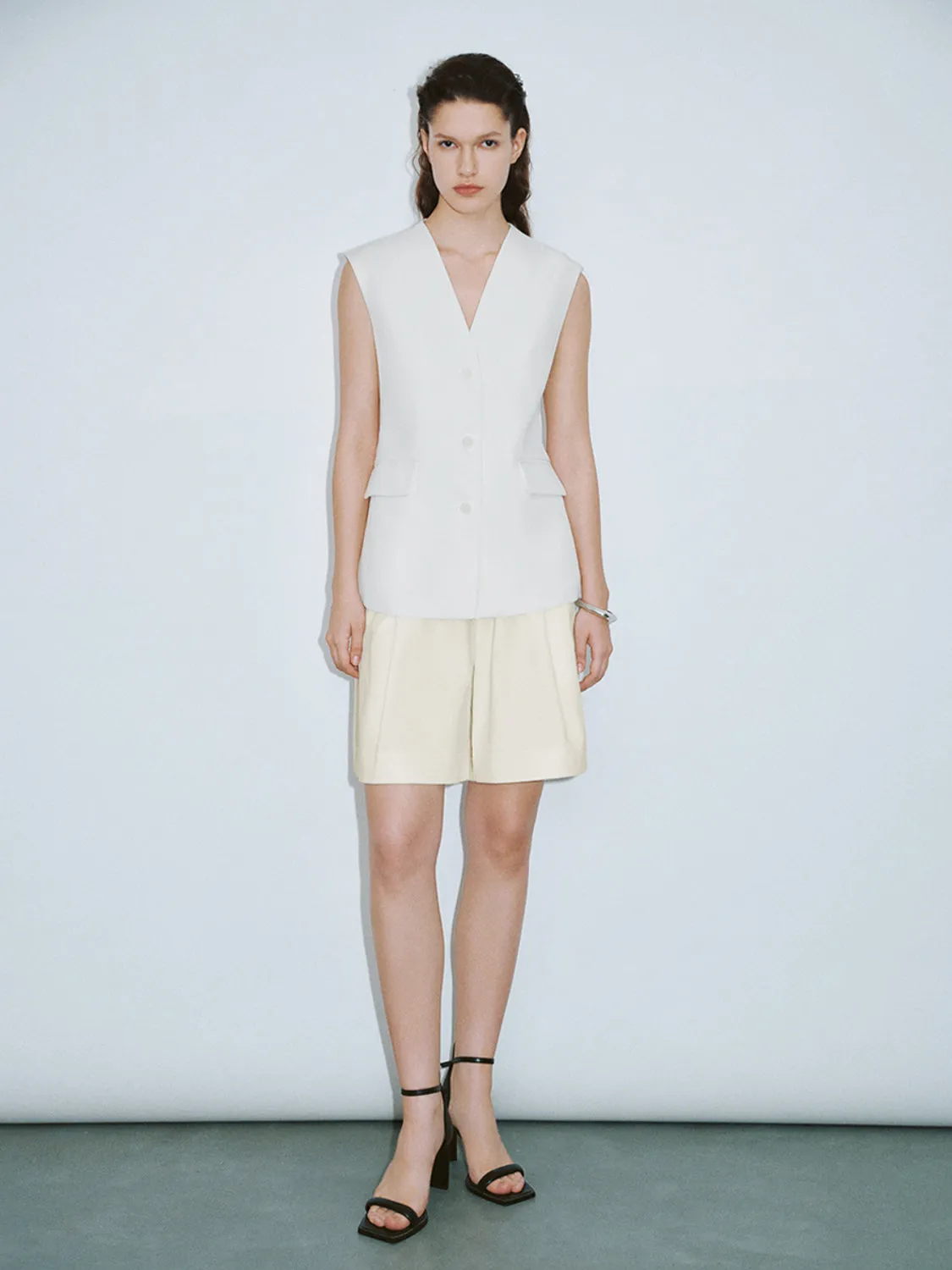 Glamor V-Neck Vests