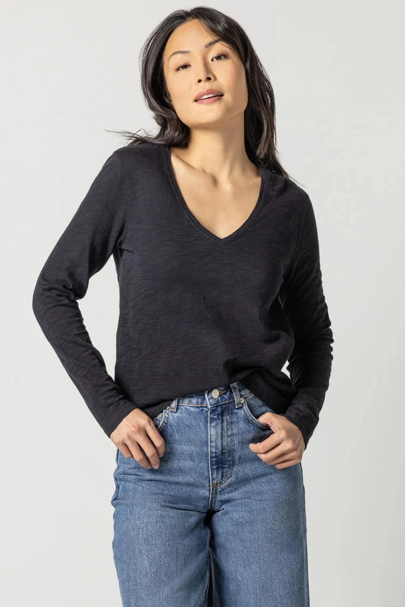 Long Sleeve V-Neck Black