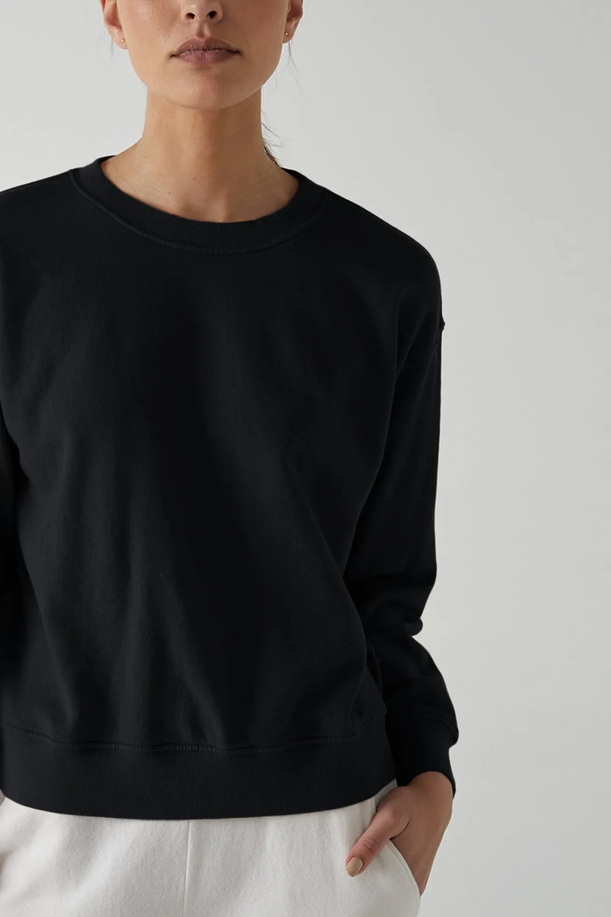 YNEZ SWEATSHIRT